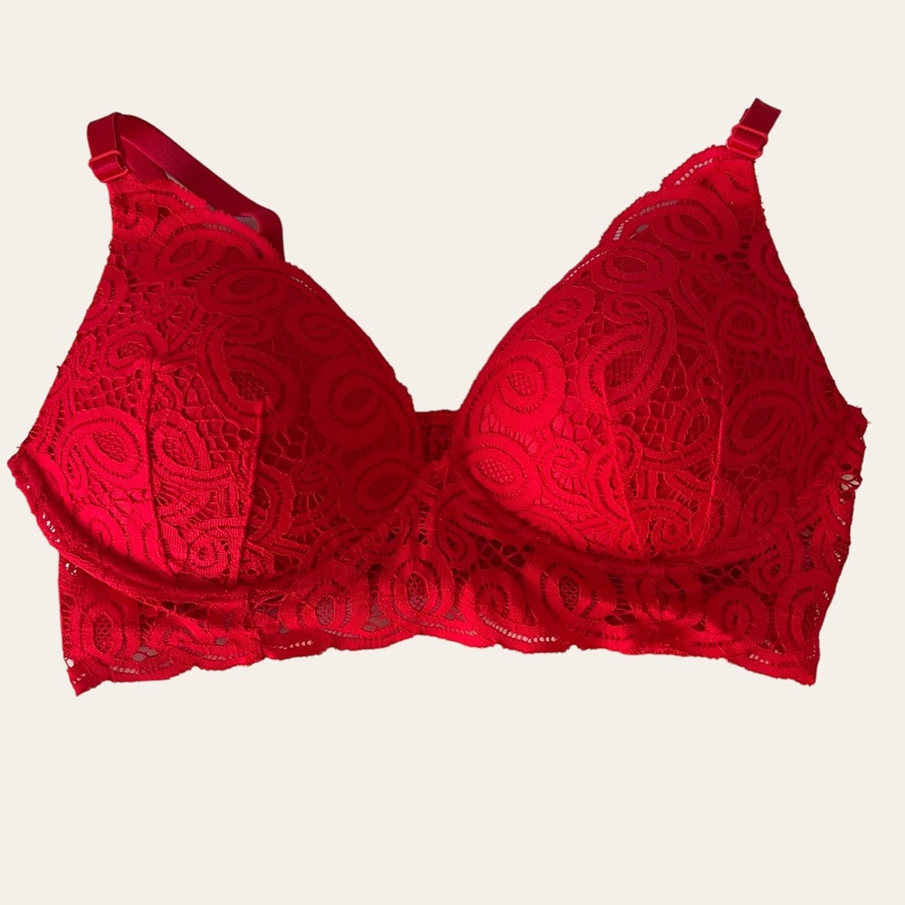 PINK Victoria’s Secret | Bright Red Wireless Push-up Lace Bralette | Large